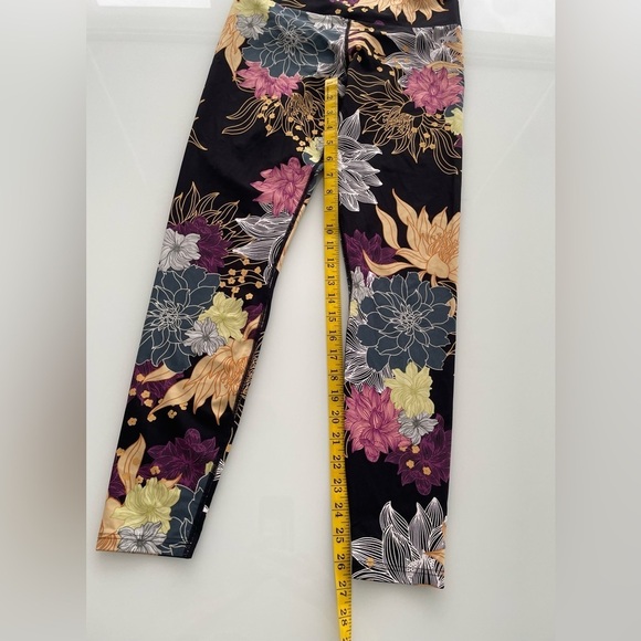 RUNNING BARE Leggings Size 6-8 Multicolor 
Ab-Waisted Tights 7/8 Legging Gusset - Picture 5 of 7
